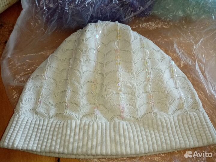 Шапка женская вязаная ручная работа