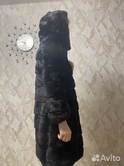 Шуба норка с капюшоном