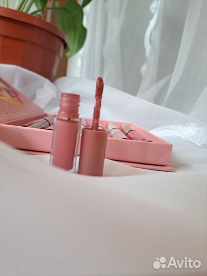 Помада миниатюра матовая