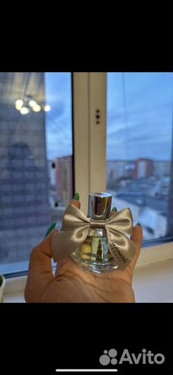 Azzaro mademoiselle L'eau Tres florale оригинал