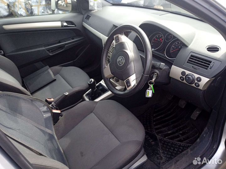 Амортизатор задней балки opel astra H 2007