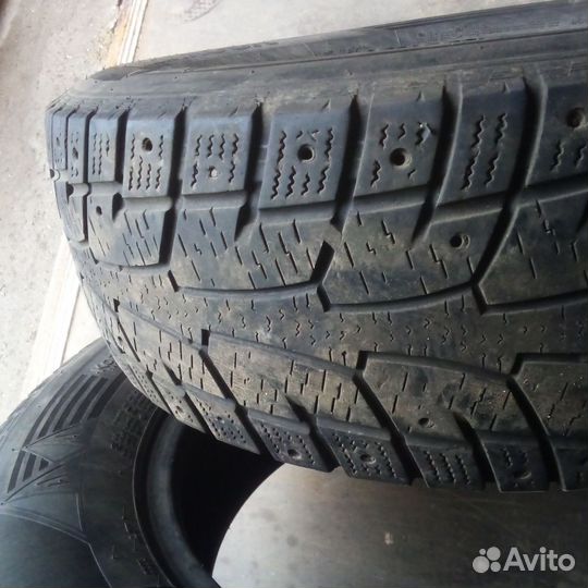 Hankook Winter I'Pike 235/65 R16C