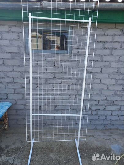 Вешалка решетка