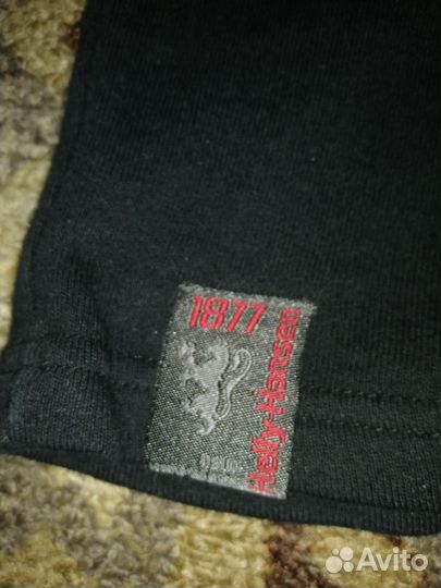 Лонгслив Helly Hansen