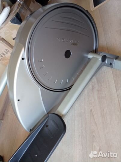 Эллиптический тренажер torneo