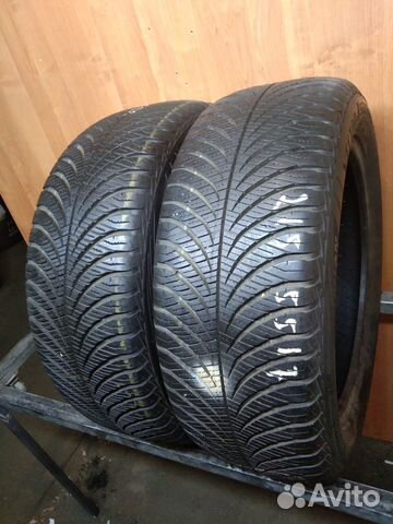 Goodyear Vector 4Seasons Gen-2 215/55 R17