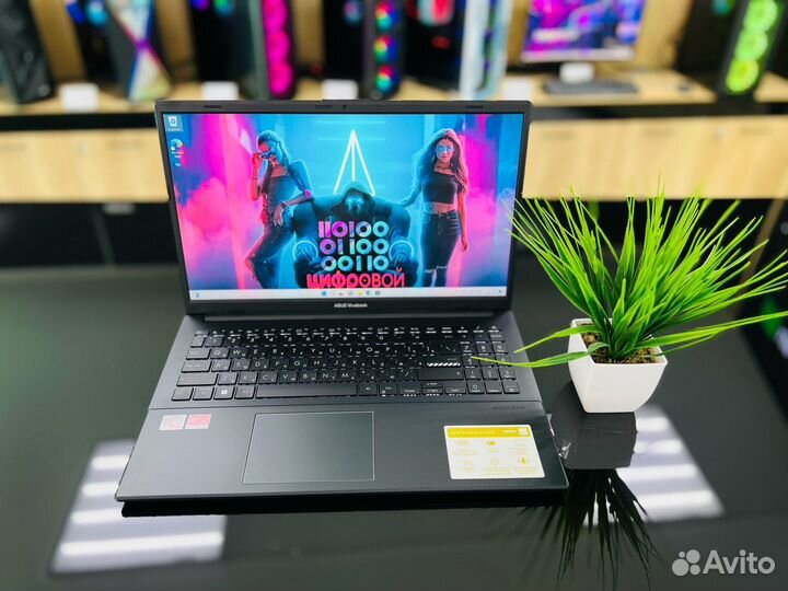 Мощный ноутбук Asus Ryzen 5 7520U/DDR5-8/SSD/610M