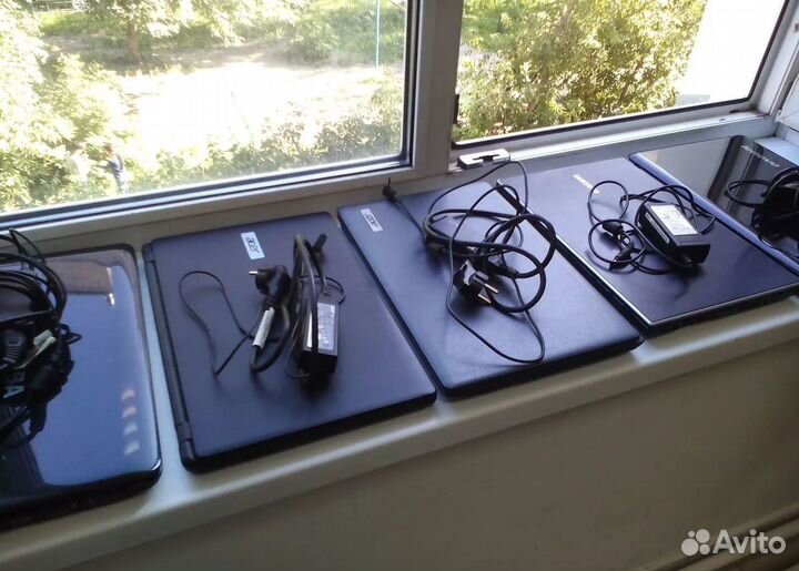 Ноутбуки продаются в связи с закрытием офиса