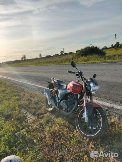 Продам мотоцикл Stels Flame 200