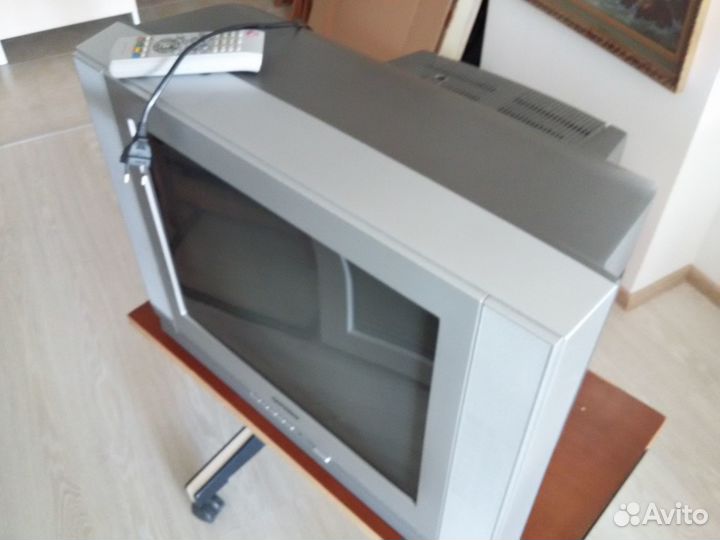 Телевизор samsung