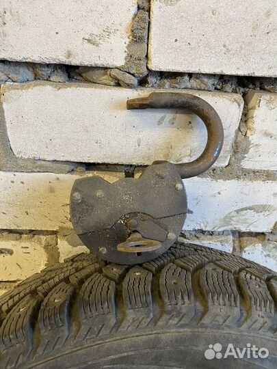 Амбарный замок СССР