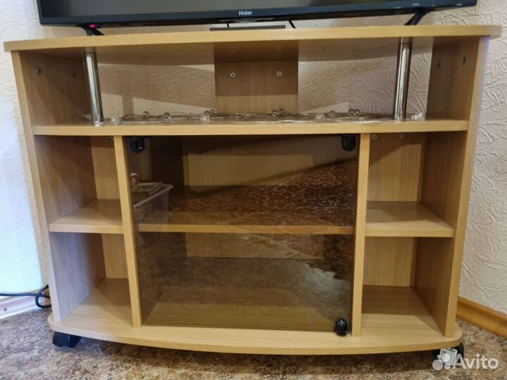 Тумба под телевизор