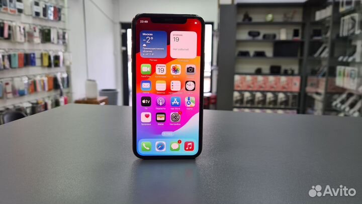 iPhone 11 Pro, 64 ГБ
