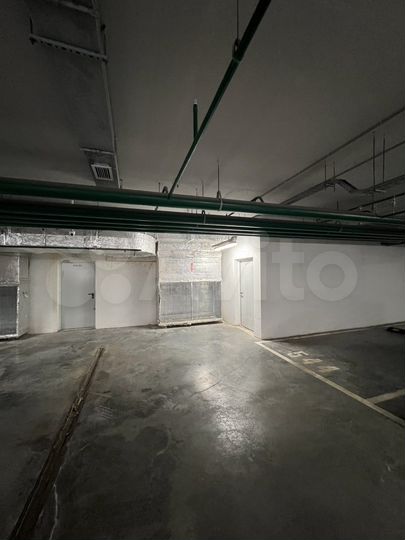 Машиноместо, 14 м²