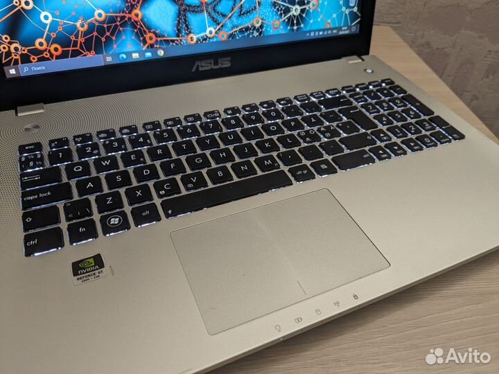 Игровой Ноутбук Asus I7/8gb/full HD/Geforce 650m