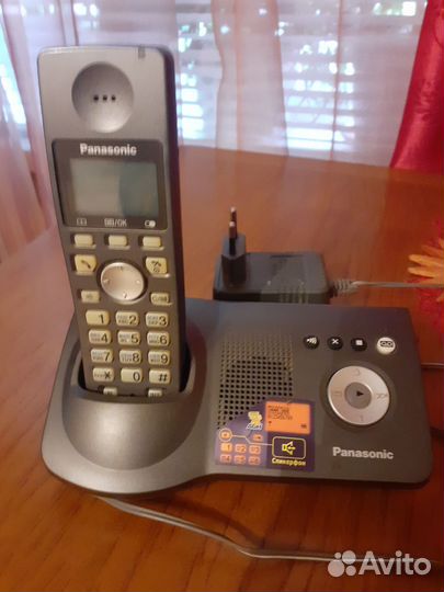Телефон стационарный Panasonic с автоответчиком