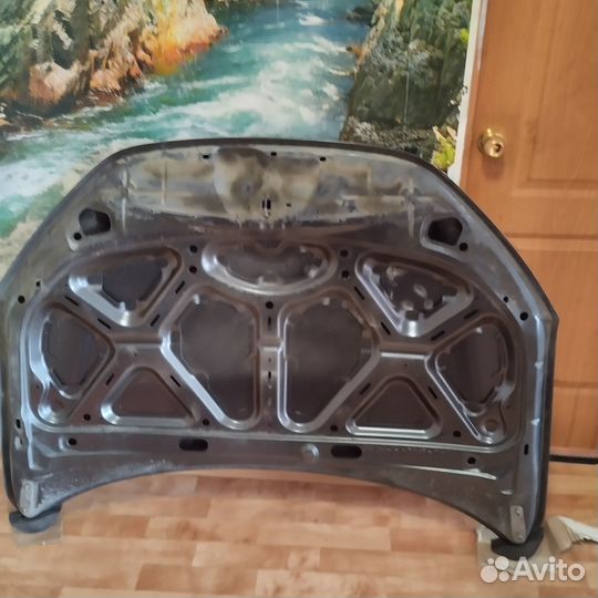 Капот LADA granta fl Борнео 633 бу