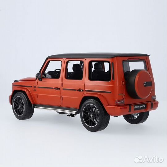 Mercedes-Benz G63 AMG (W463) 1:18 mango