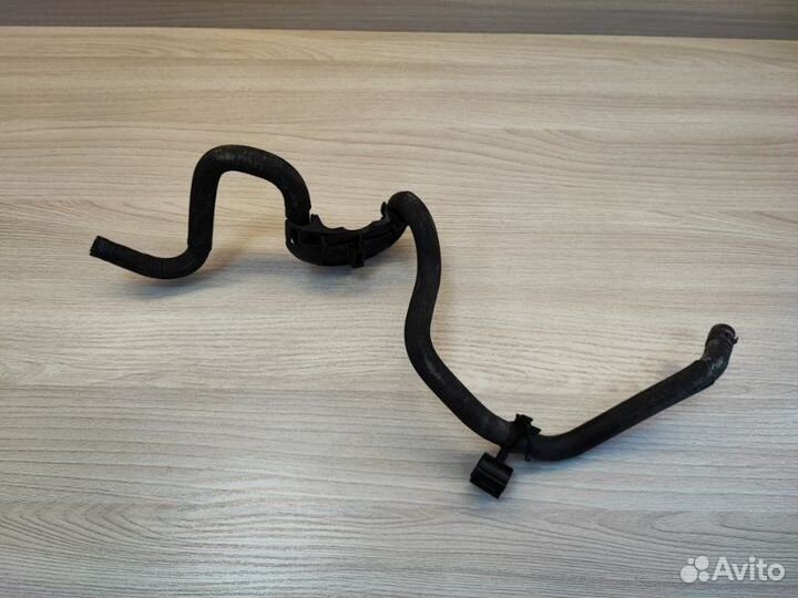 Патрубок радиатора Volkswagen Polo