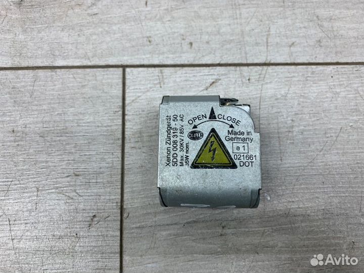 Блок розжига ксенона Nissan Primera универсал