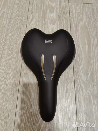 Седло для велосипеда selle royal