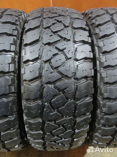 Kumho Road Venture MT51 265/70 R16 117Q