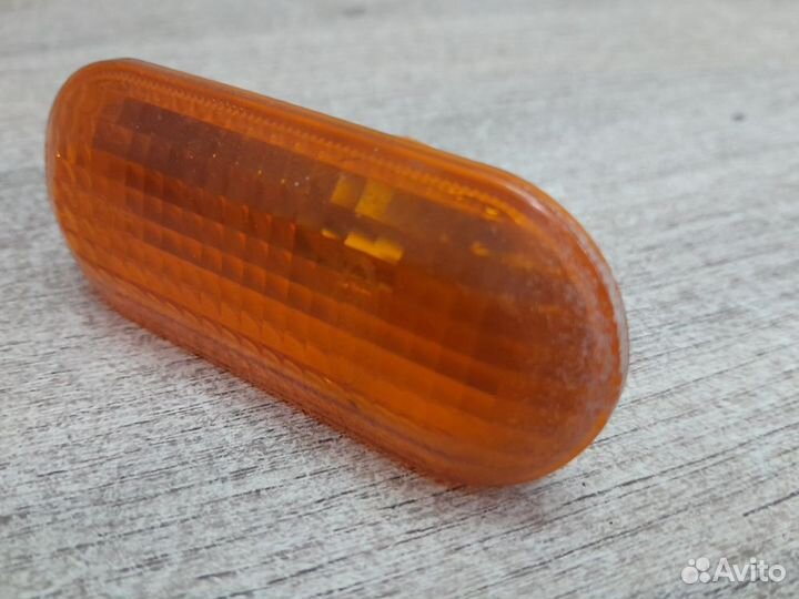 Повторитель поворота жёлтый для Ford Fusion