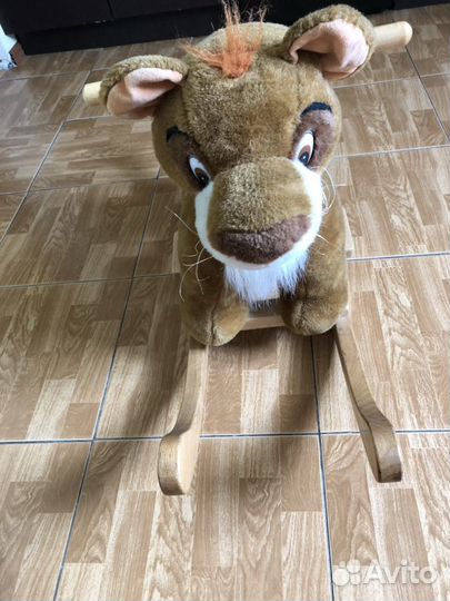 Детская качалка лев