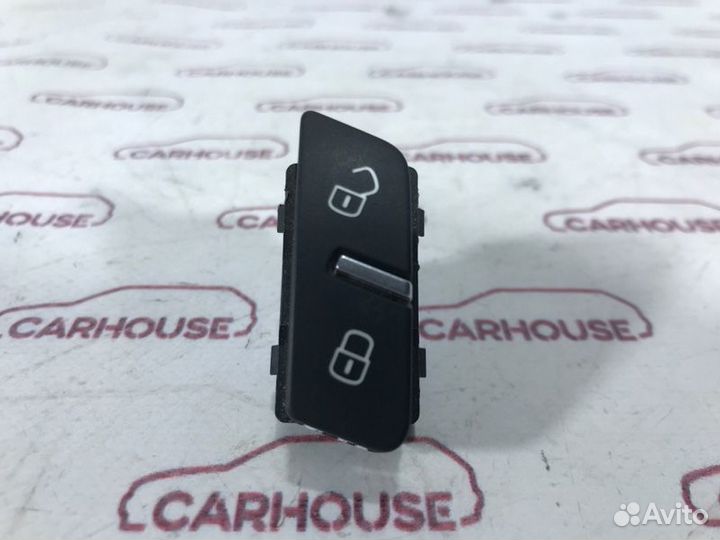Кнопка центрального замка задняя правая Volkswagen