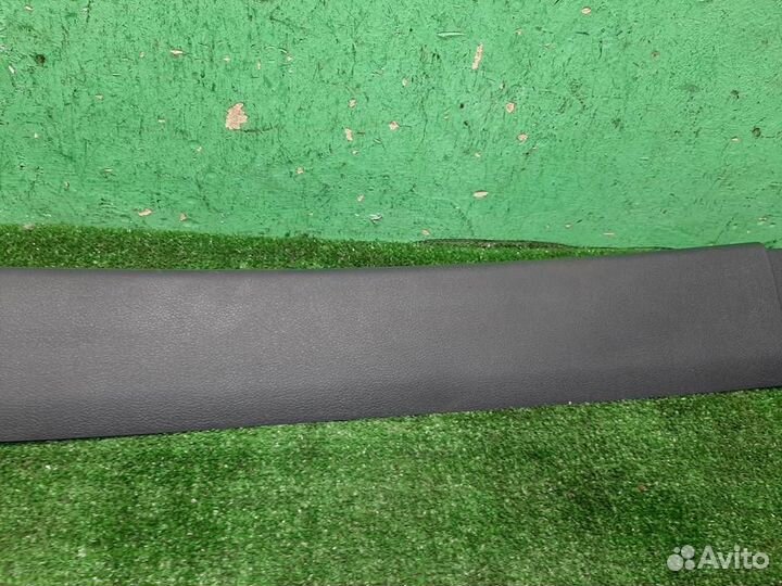 Обшивка крышки багажника Peugeot 3008 2010