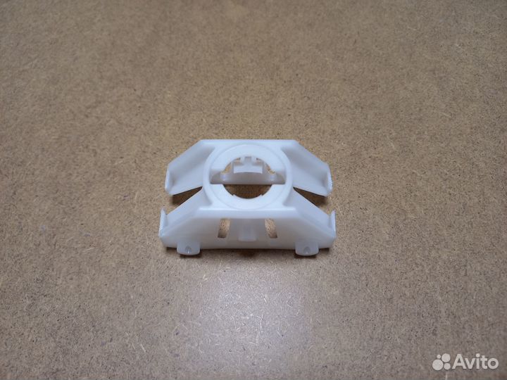 Фиксатор педали тормоза VW Touareg 1 7L 1J0721169A