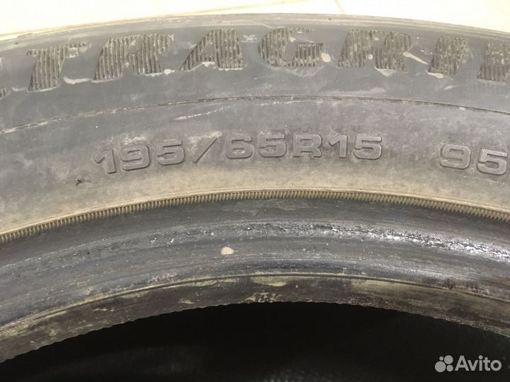 Goodyear UltraGrip Ice 2 195/65 R15 95T