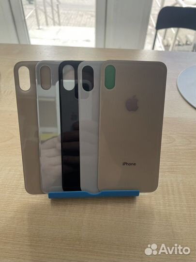 Ремонт телефонов iPhone, переклейка дисплеев