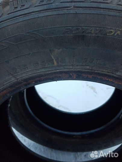 Sailun Ice Blazer Stud 215/65 R16 98T
