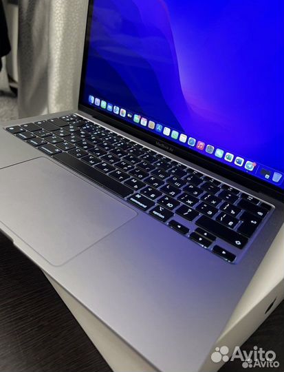 Apple MacBook Air Retina