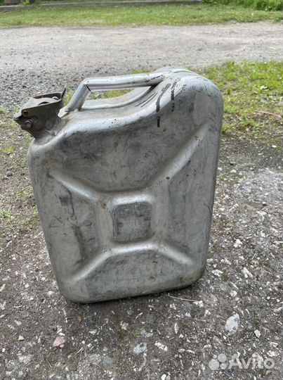 Канистры 20л