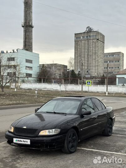 Opel Omega 2.0 МТ, 2002, 250 000 км