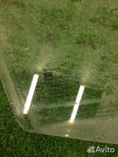 Стекло боковое переднее правое Nissan Almera