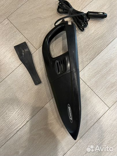 Автомобильный пылесос