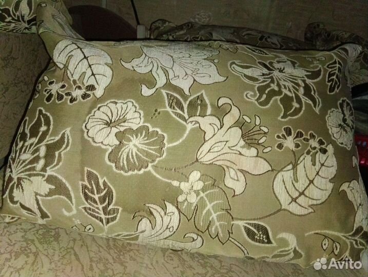 Подушки для дивана