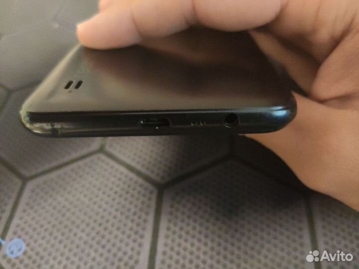 Realme c21