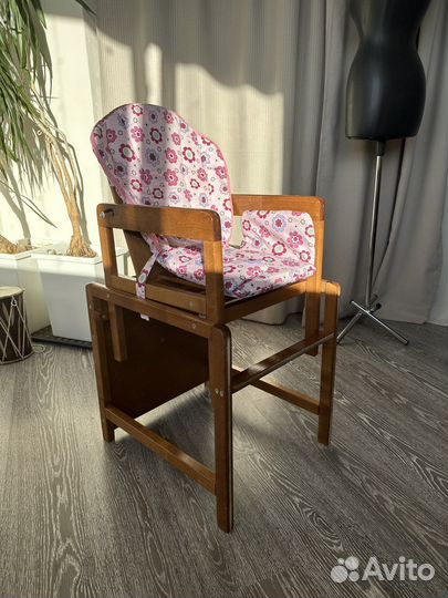 Стульчик для кормления