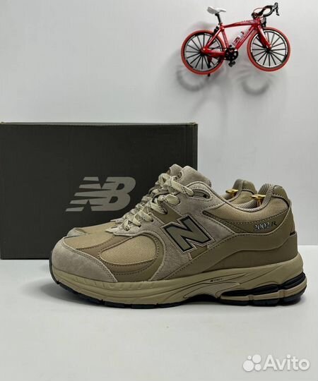 Кроссовки мужские зимние New balance 2002