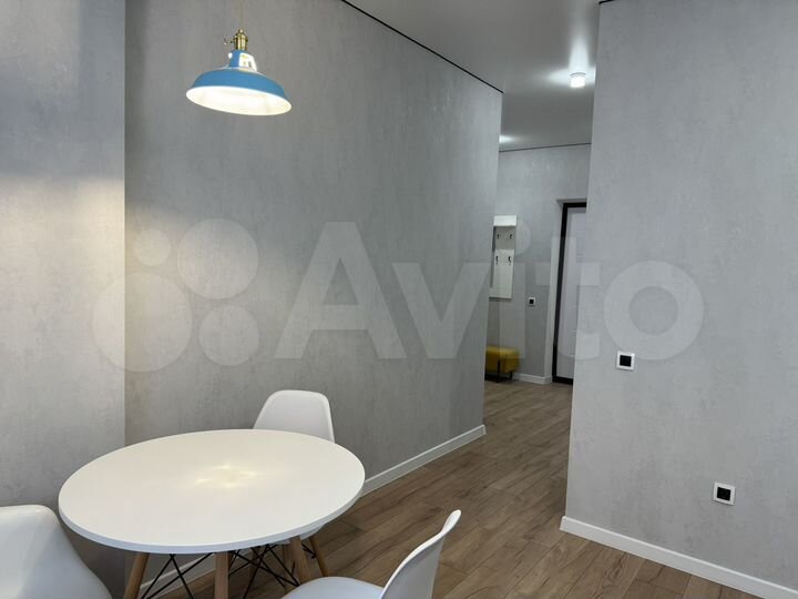 2-к. квартира, 56 м², 2/9 эт.