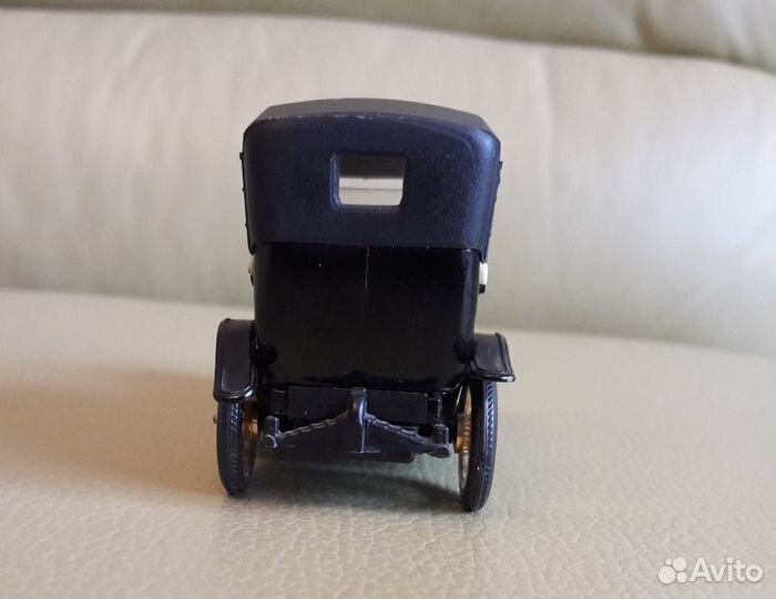 Модель Руссо-балт С24/40 номерной А22