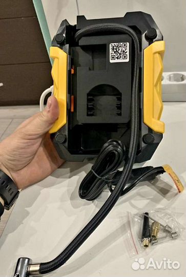 Компрессор автомобильный,портативный с дисплеем