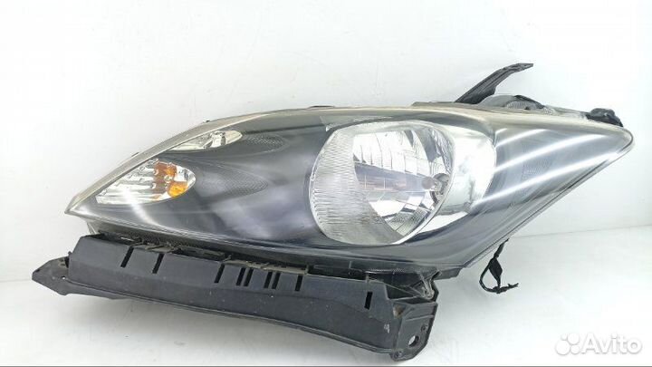 Фара левая Honda Freed GB3