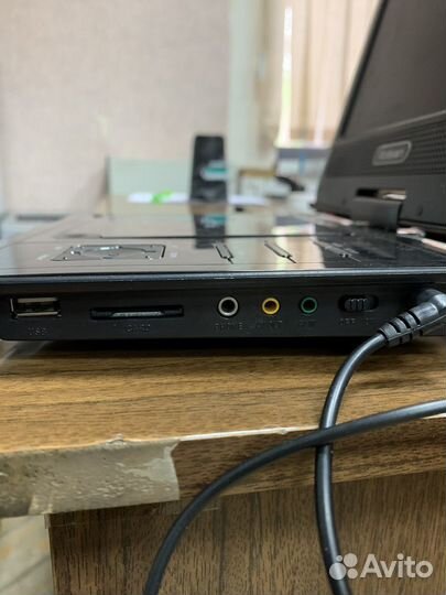 Dvd плеер Rolsen RPD-9D03T