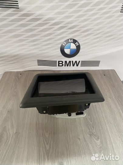 Проекция под лобовое стекло на BMW F серии