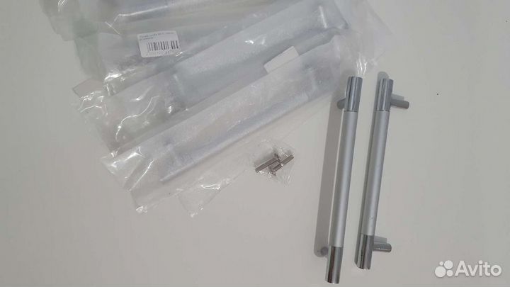 Ручка-скоба для кухонной мебели